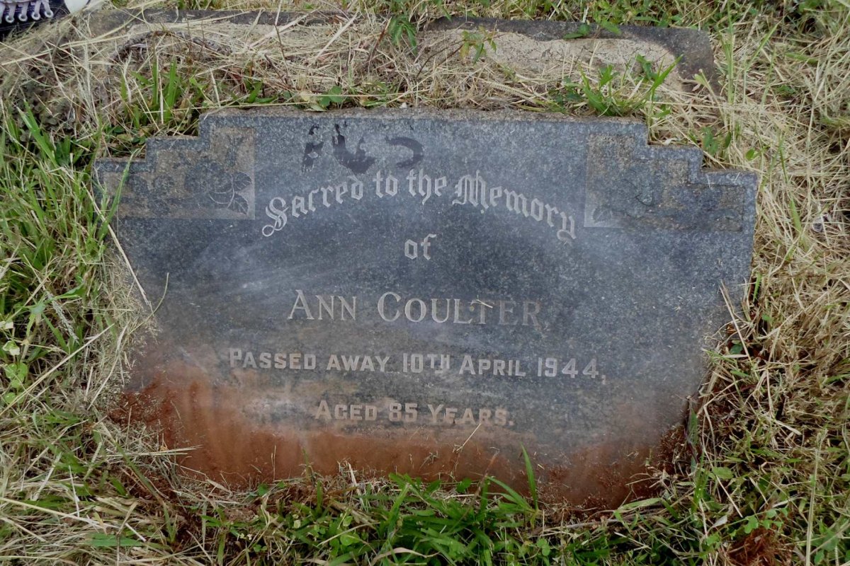 COULTER Ann -1944