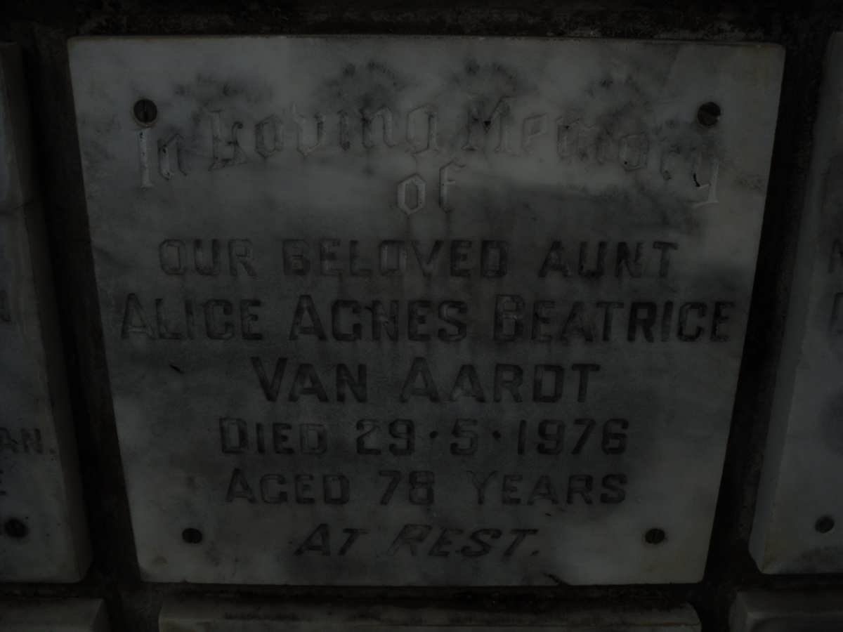 AARDT Alice Agnes Beatrice, van -1976