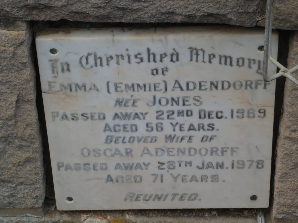 ADENDORFF Oscar -1978 &amp; Emma nee JONES -1969