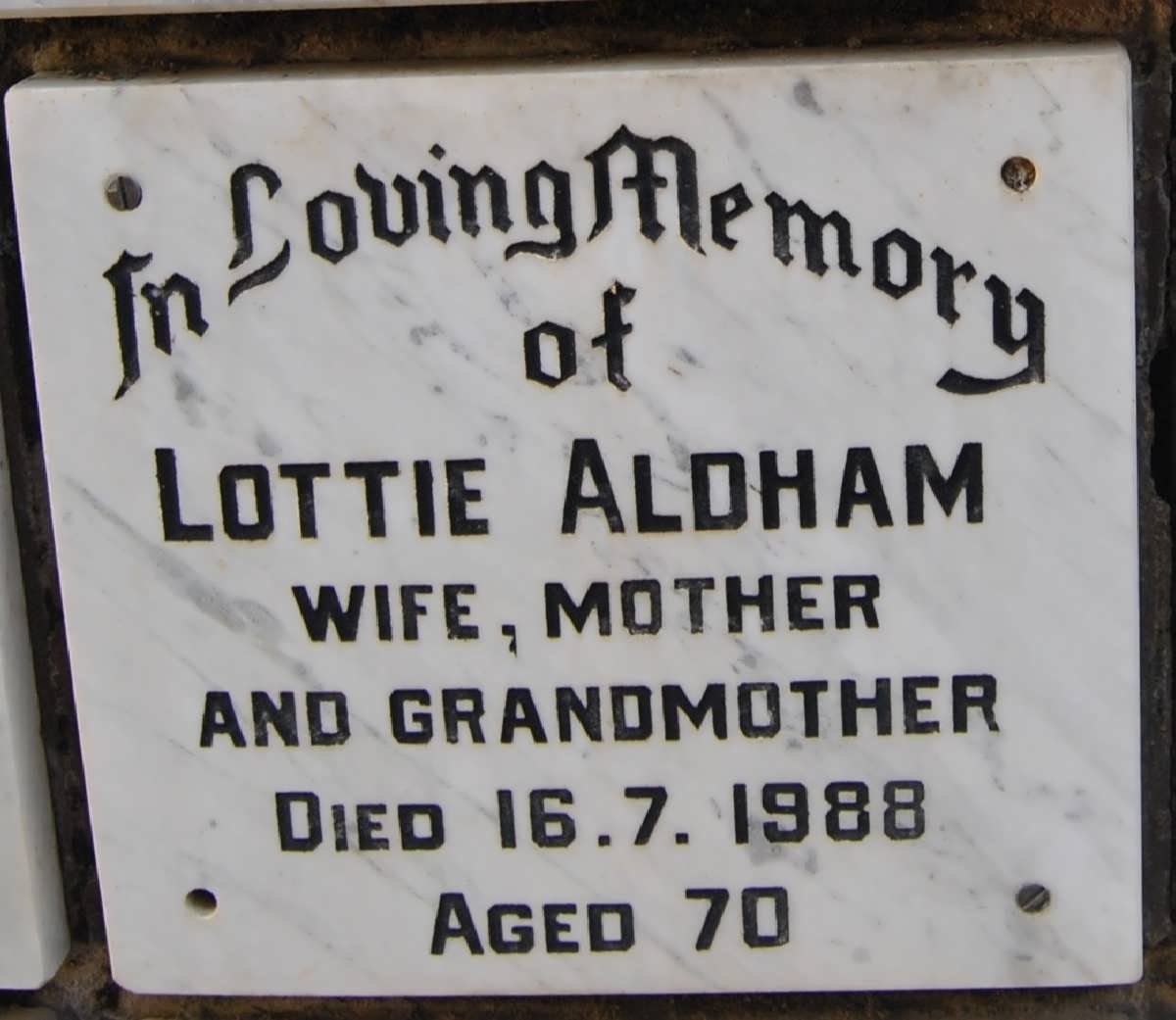 ALDHAM Lottie -1988