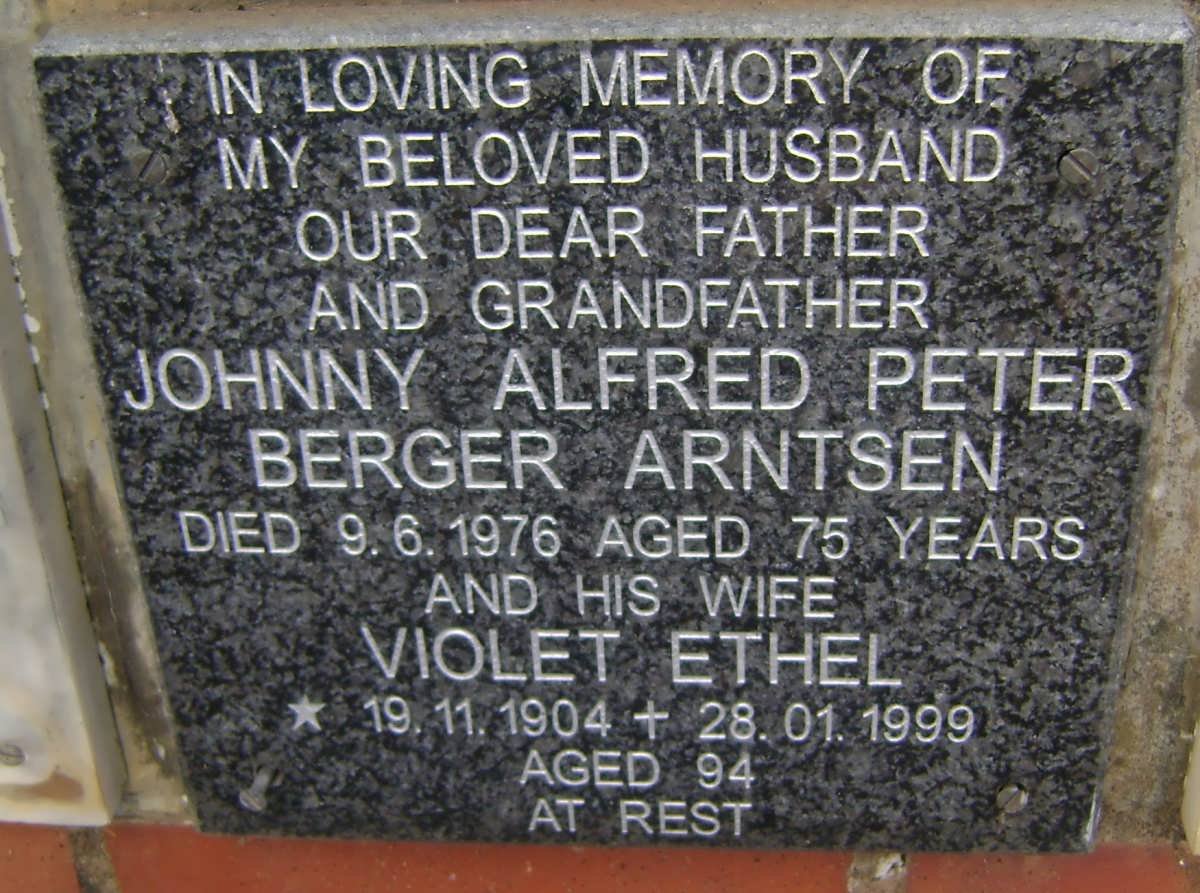 ARNTSEN Johnny Alfred Peter Berger -1976 &amp; Violet Ethel 1904-1999