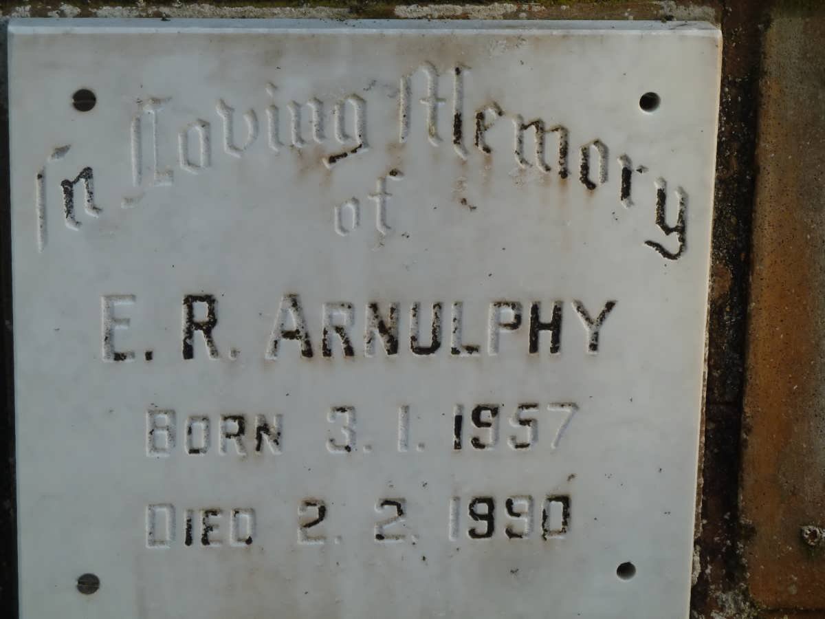 ARNULPHY E.R. 1957-1990