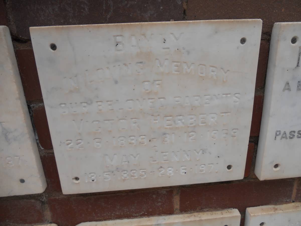 BAYLY Victor Herbert 1899-1969 &amp; May Jenny 1895-1971