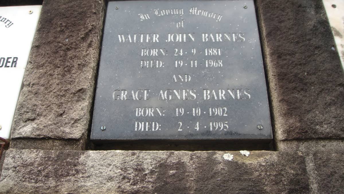 BARNES Walter John 1881-1968 &amp; Grace Agnes 1902-1995