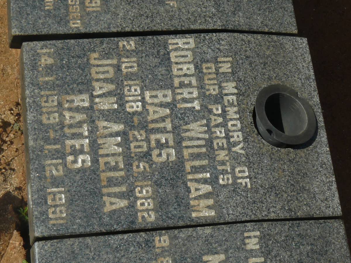 BATES Robert William 1918-1982 &amp; Joan Amelia 1919-1991