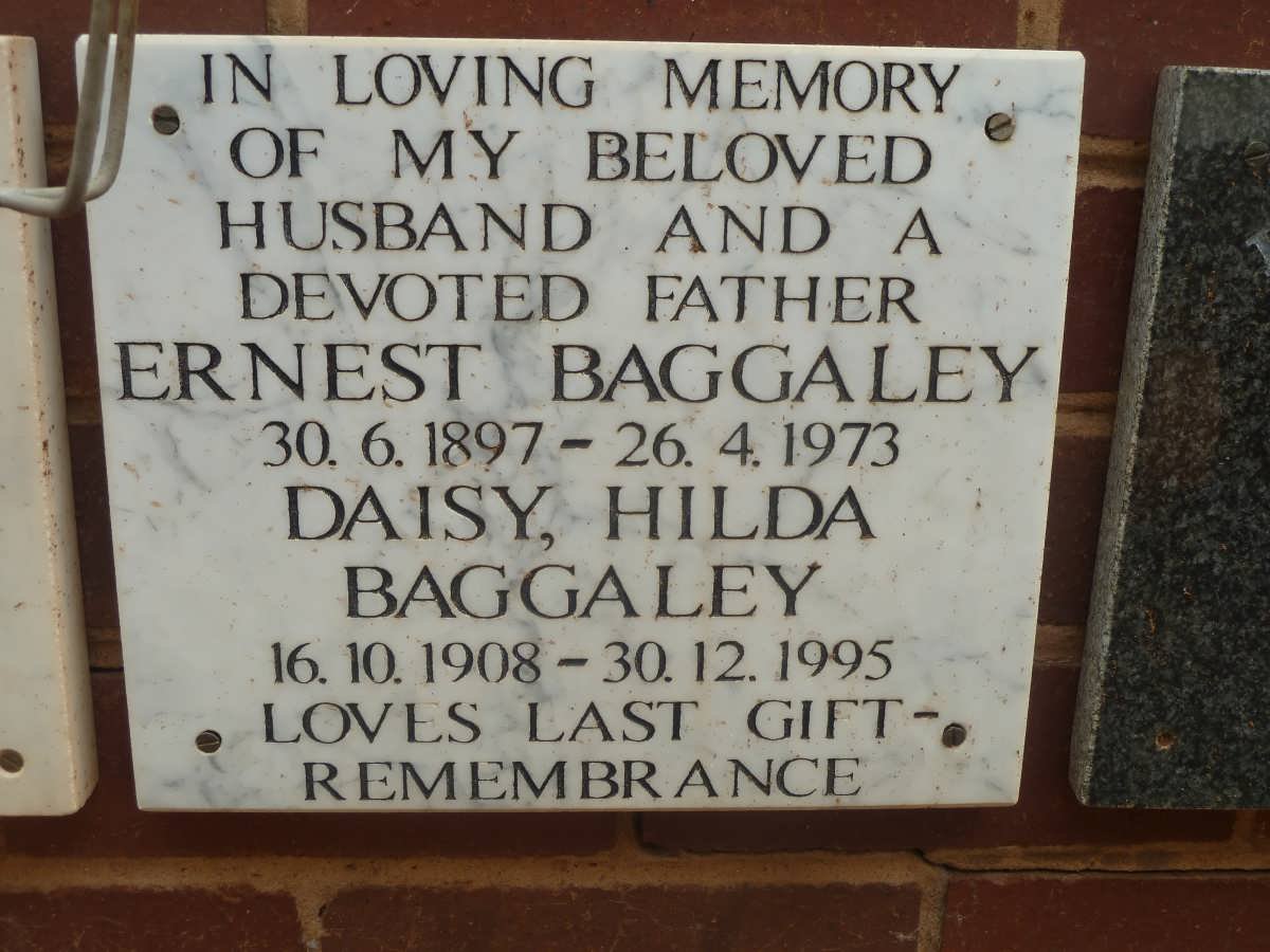 BAGGALEY Ernest 1897-1973 &amp; Daisy Hilda 1908-1995