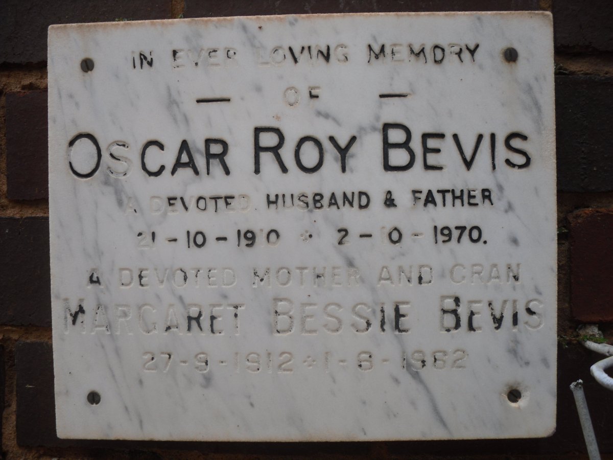 BEVIS Oscar Roy 1910-1970 &amp; Margaret Bessie 1912-1962