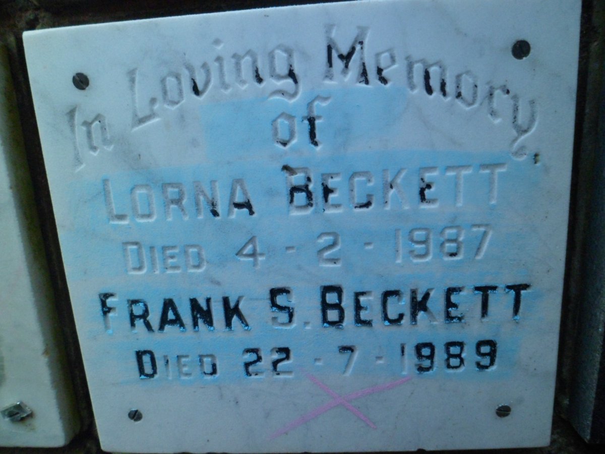 BECKETT Frank S. -1989 &amp; Lorna -1987