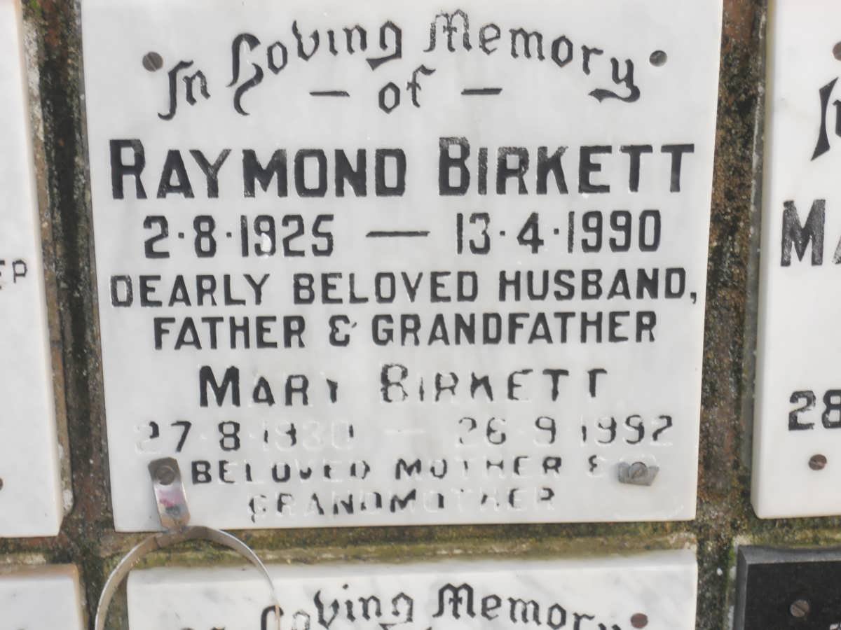 BIRKETT Raymond 1925-1990 &amp; Mary 1930-1992