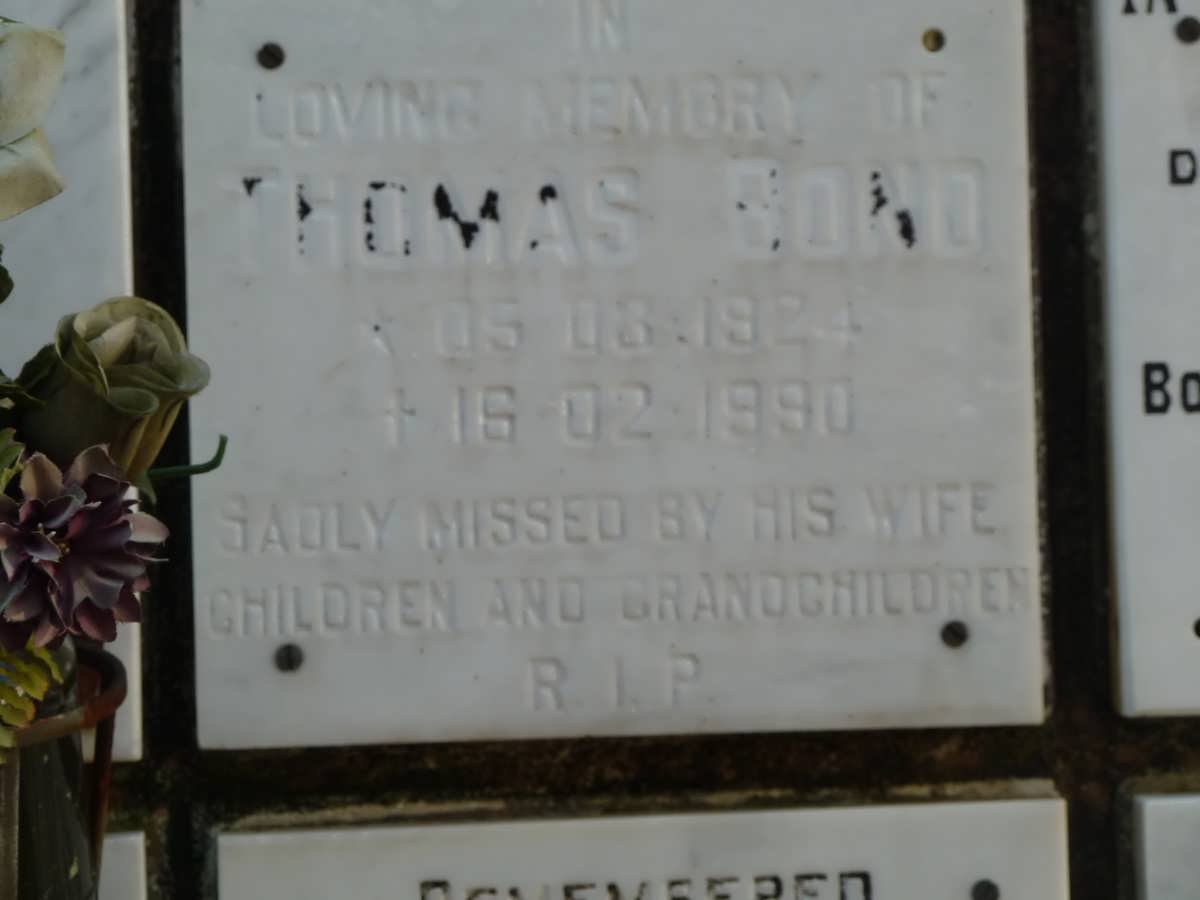 BOND Thomas 1924-1990