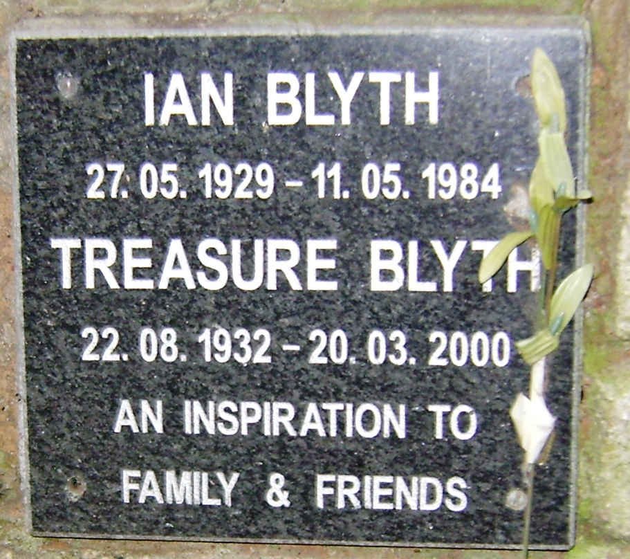BLYTH Ian 1929-1984 &amp; Treasure 1932-2000