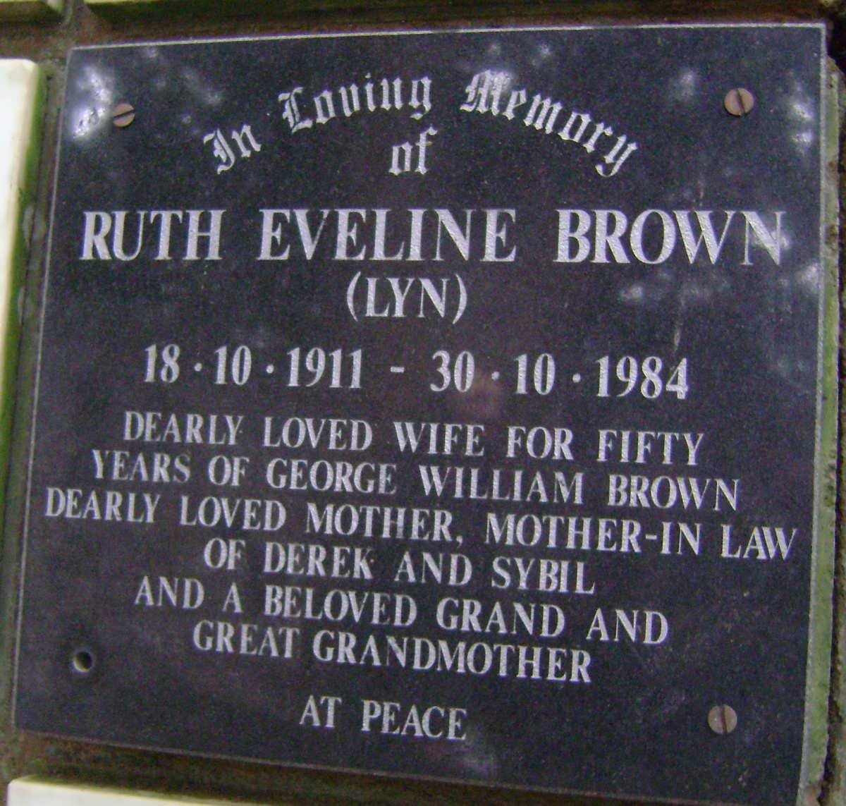 BROWN Ruth Eveline 1911-1984
