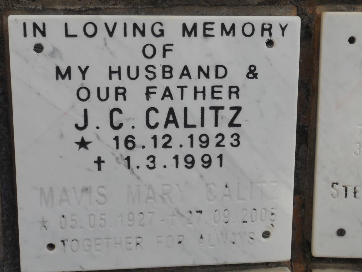 CALITZ J.C. 1923-1991 &amp; Mavis Mary 1927-2005