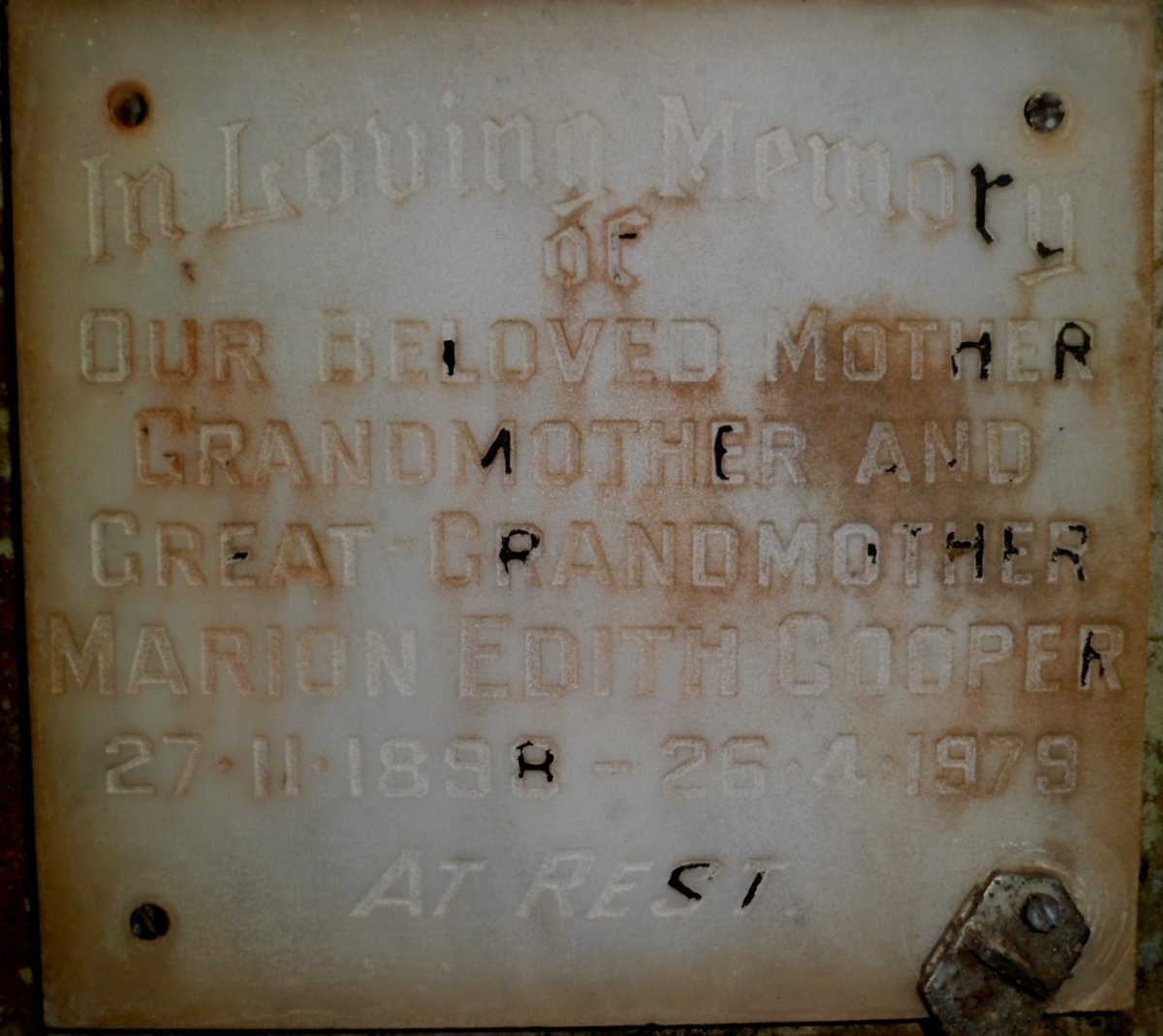 COOPER Marion Edith 1898-1979