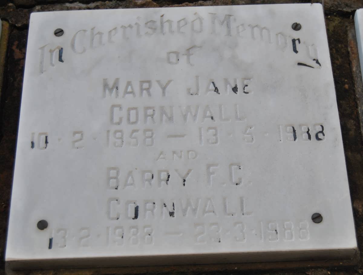 CORNWALL Mary Jane 1958-1988 :: CORNWALL Barry F.C. 1988-1988