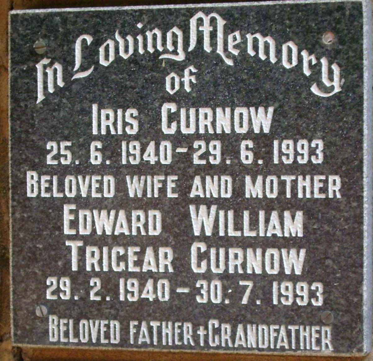 CURNOW Edward William Trigear 1940-1993 &amp; Iris 1940-1993