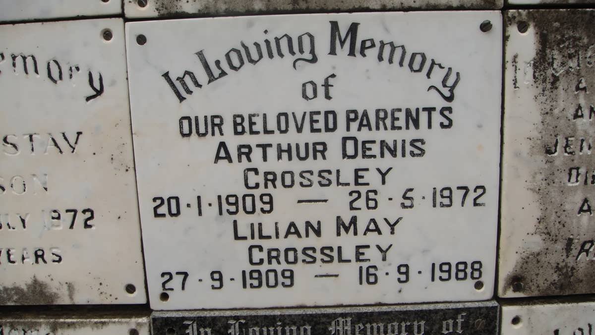 CROSSLEY Arthur Dennis 1909-1972 &amp; Lilian May 1909-1988