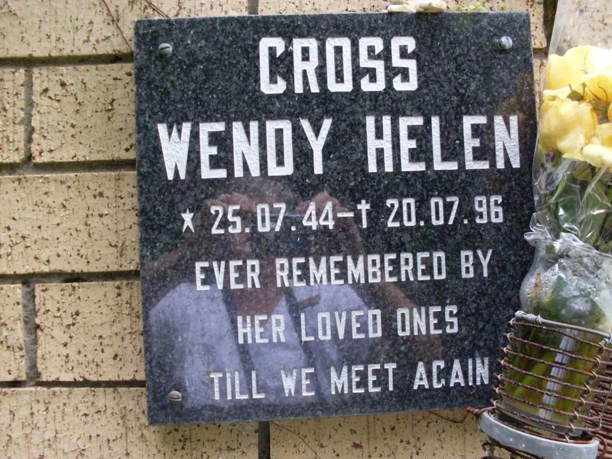 CROSS Wendy Helen 1944-1996