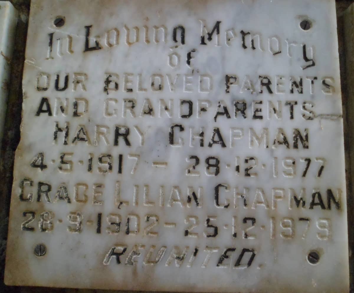 CHAPMAN Harry 1917-1977 &amp; Grace Lilian 1902-1979