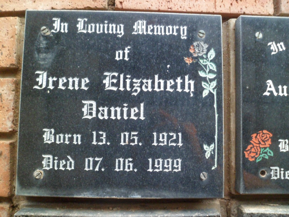 DANIEL Irene Elizabeth 1921-1999
