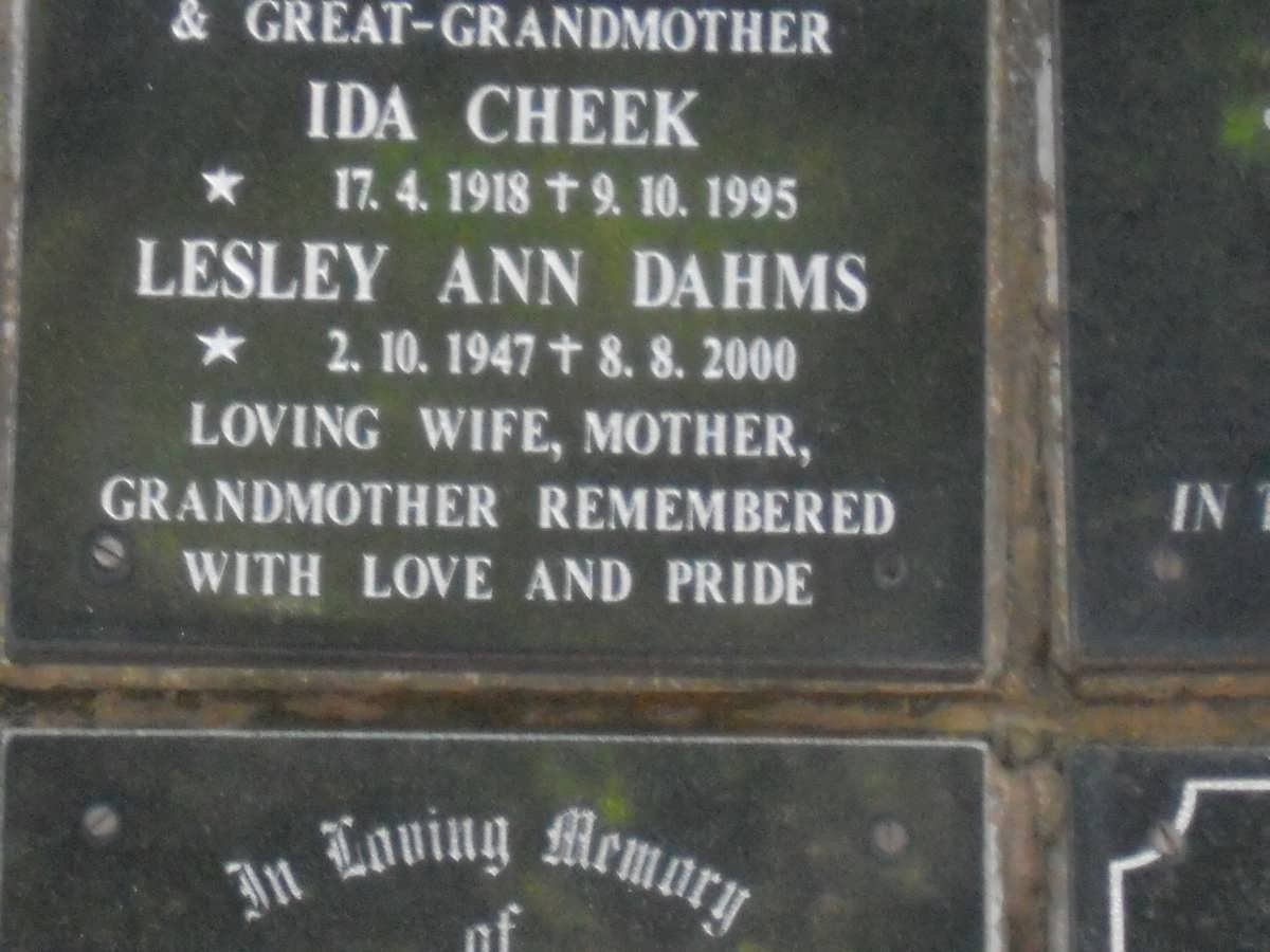 DAHMS Lesley Ann 1947-2000