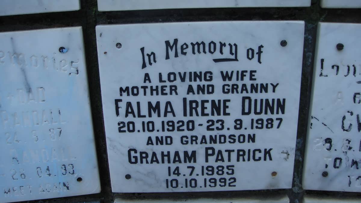 DUNN Graham Patrick 1985-1992 :: DUNN Falma Irene 1920-1987
