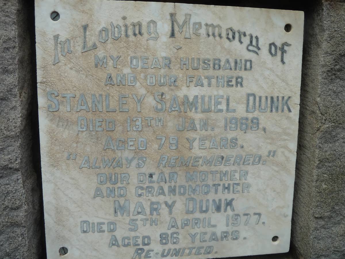 DUNK Stanley Samuel -1969 &amp; Mary -1977