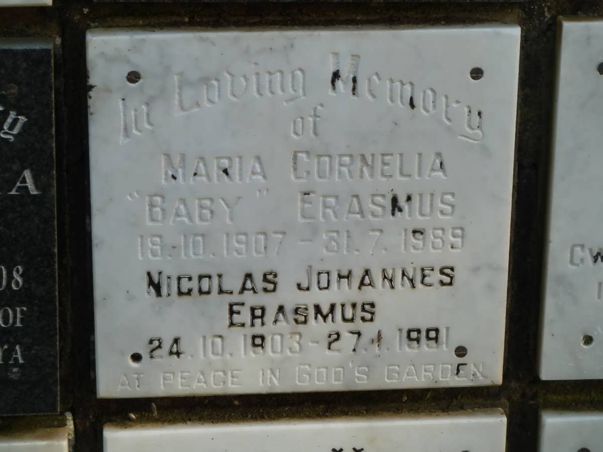 ERASMUS Nicolas Johannes 1903-1991 &amp; Maria Cornelia 1907-1989
