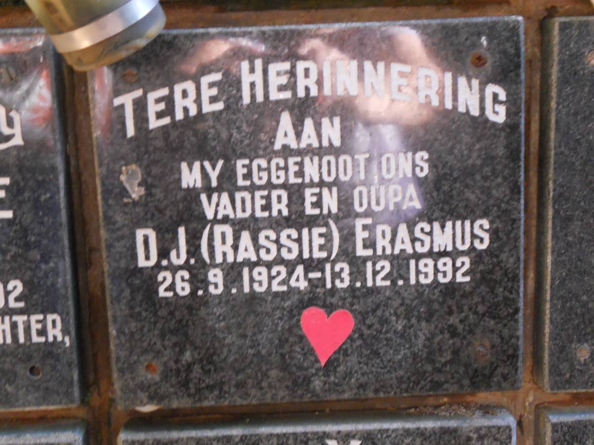 ERASMUS D.J. 1924-1992