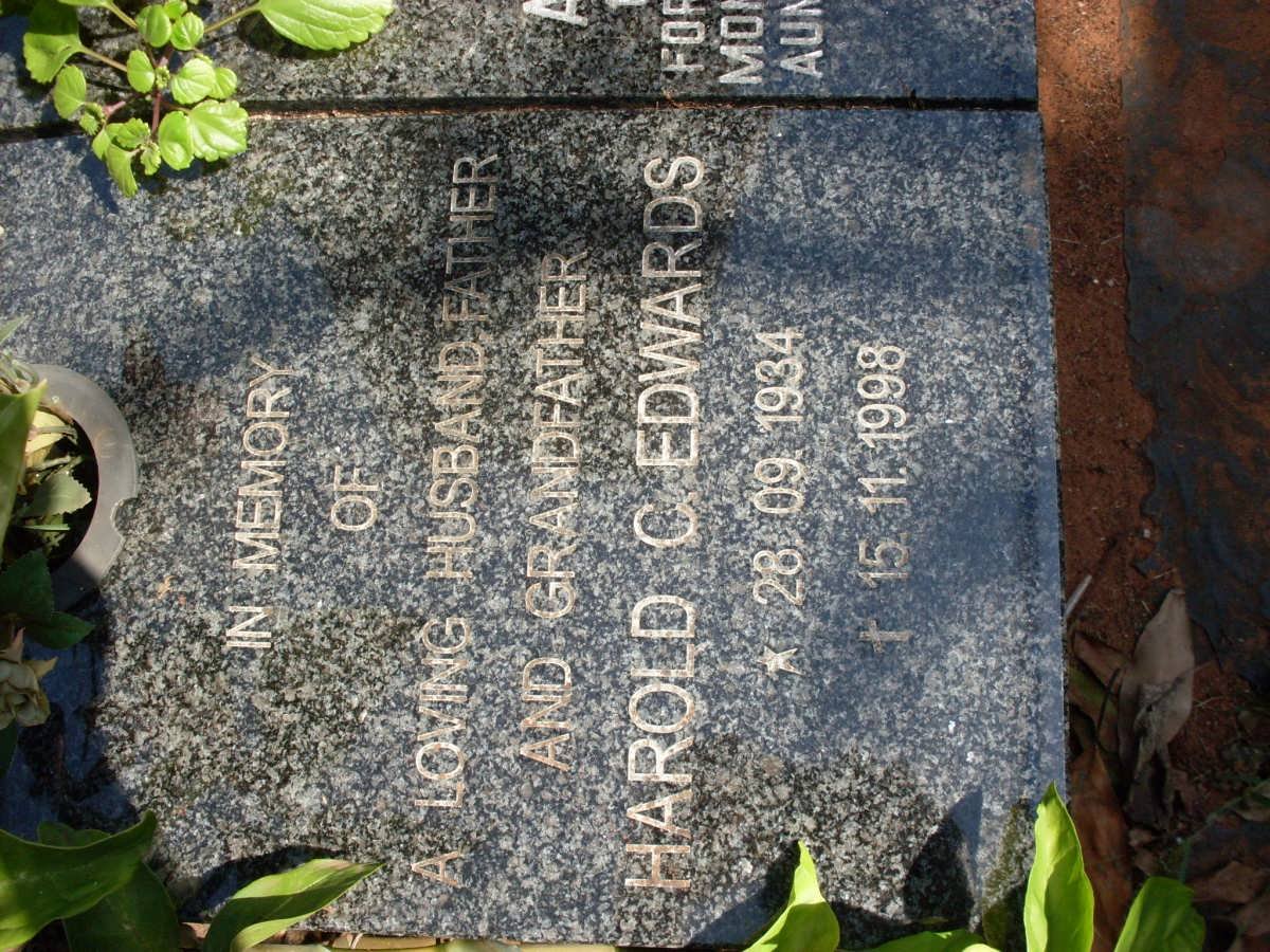 EDWARDS Harold 1934-1998