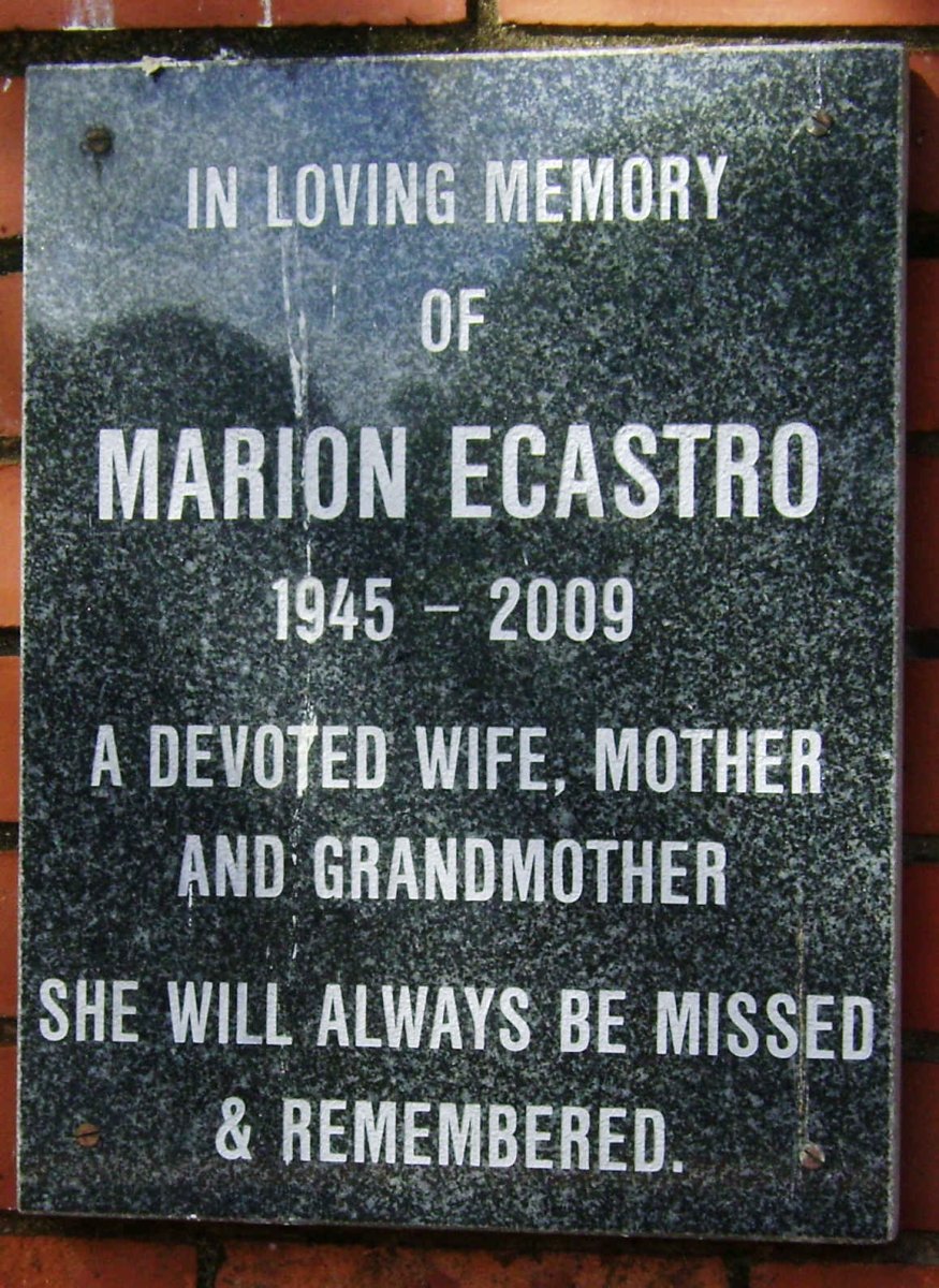 ECASTRO Marion 1945-2009