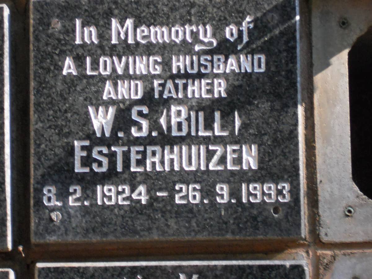 ESTERHUIZEN W.S. 1924-1993