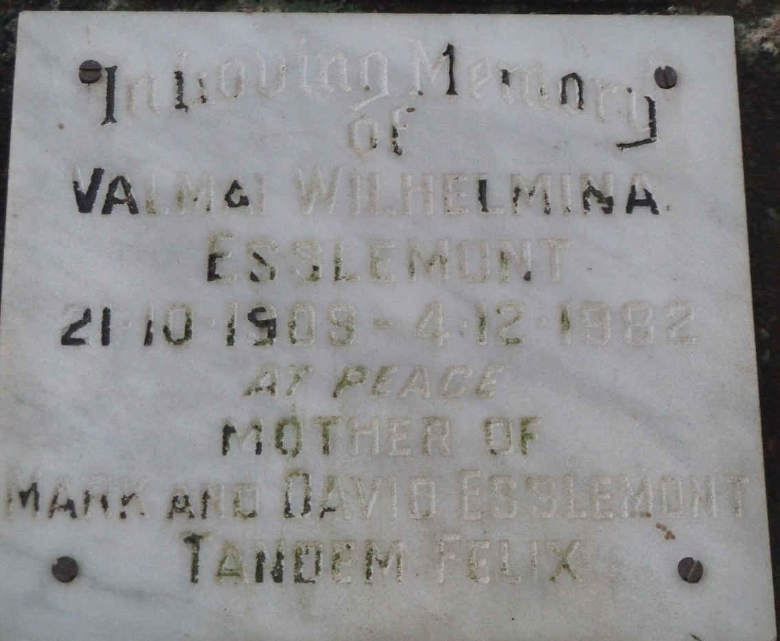 ESSLEMONT Valmai Wilhelmina 1909-1982