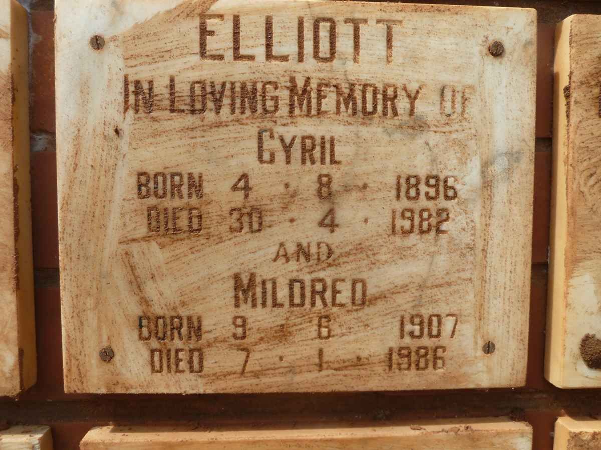 ELLIOTT Cyril 1896-1982 &amp; Mildred 1907-1986