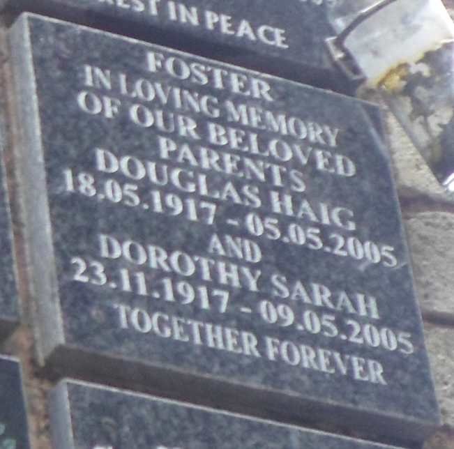 FOSTER Douglas Haig 1917-2005 &amp; Dorothy Sarah 1917-2005
