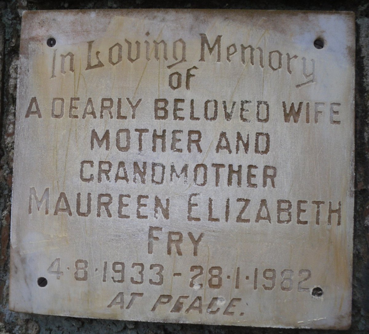 FRY Maureen Elizabeth 1933-1982