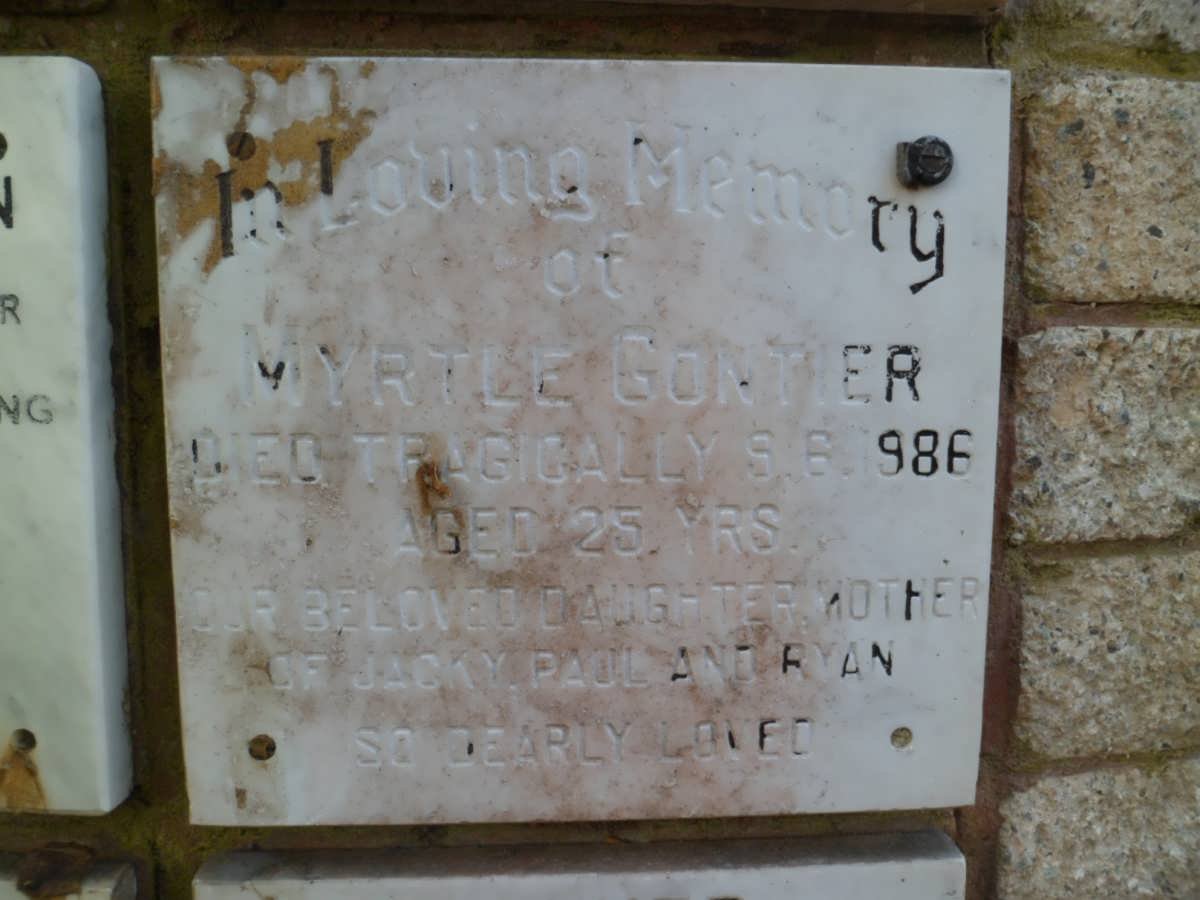 GONTIER Myrtle -1986