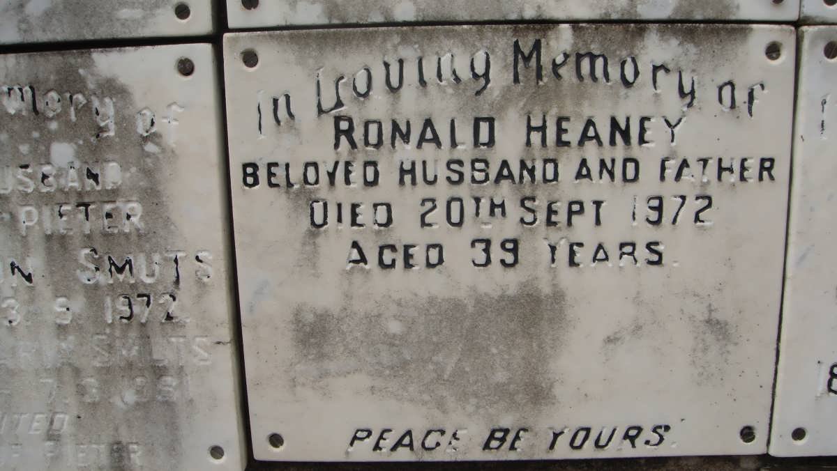 HEANEY Ronald -1972