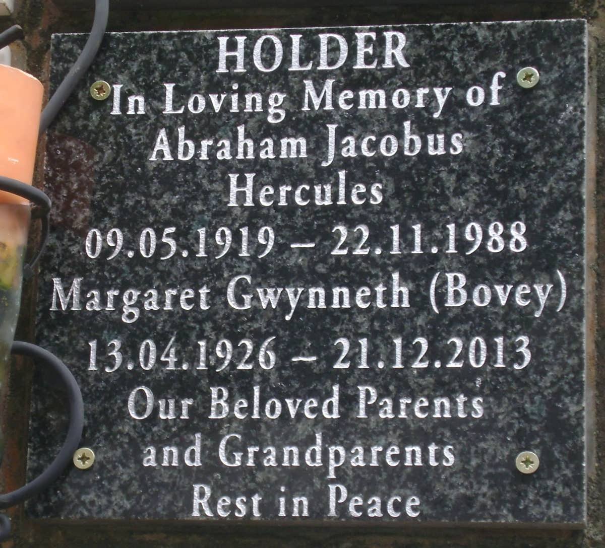 HOLDER Abraham Jacobus Hercules 1919-1988 &amp; Margaret Gwynneth BOVEY 1926-2013