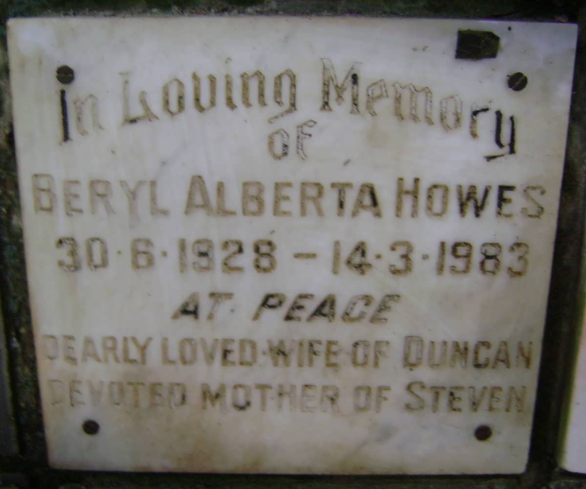 HOWES Beryl Alberta 1928-1983