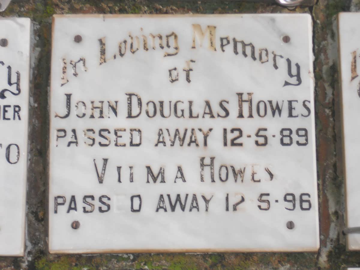 HOWES John Douglas -1989 &amp;  Vilma -1996