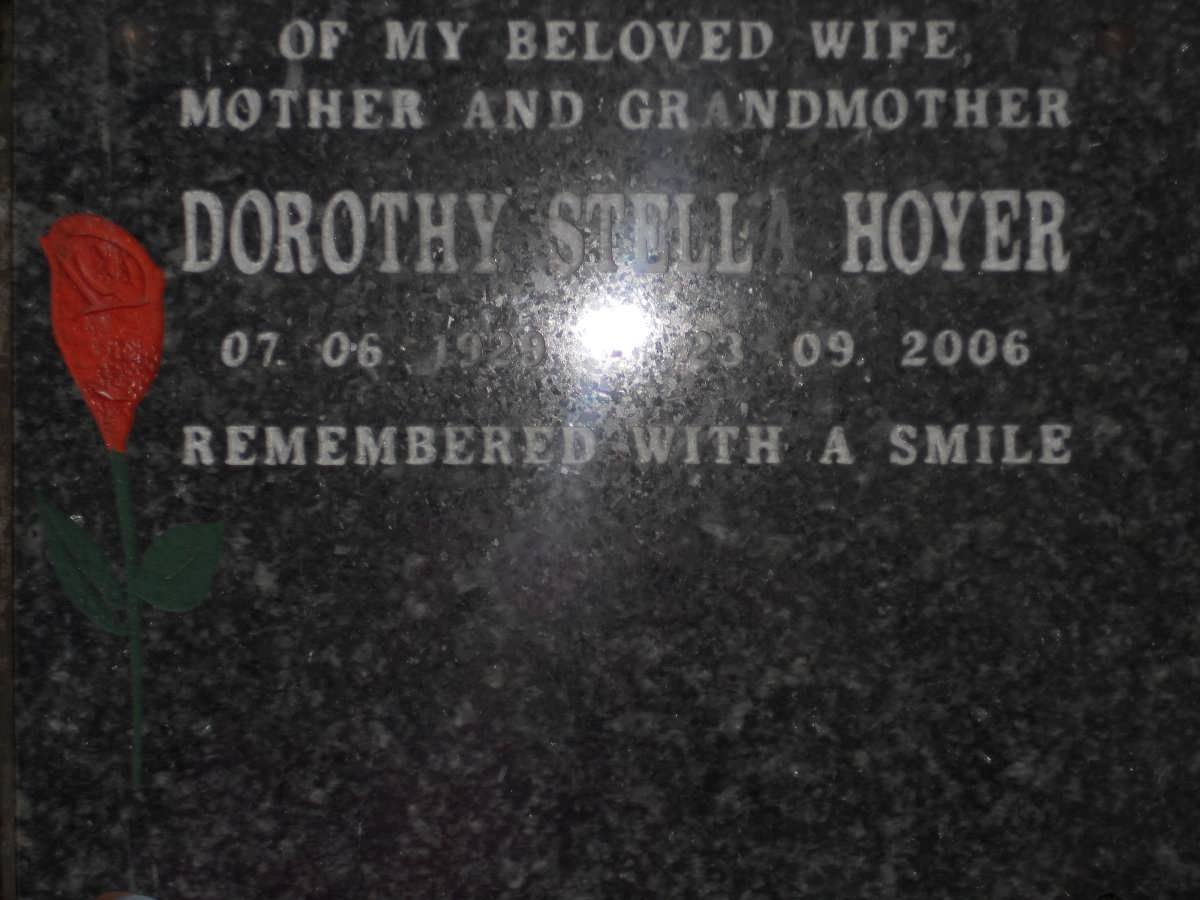 HOYER Dorothy Stella 1929-2006