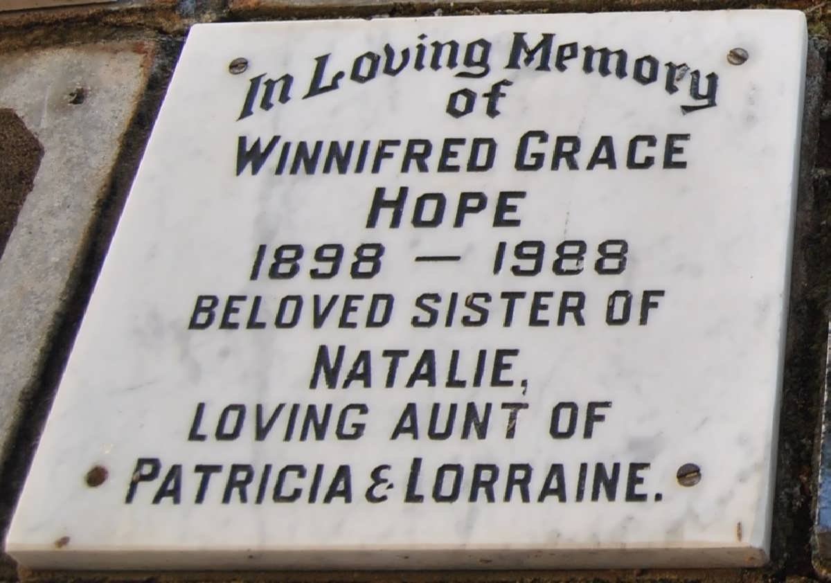 HOPE Winnifred Grace 1898-1988