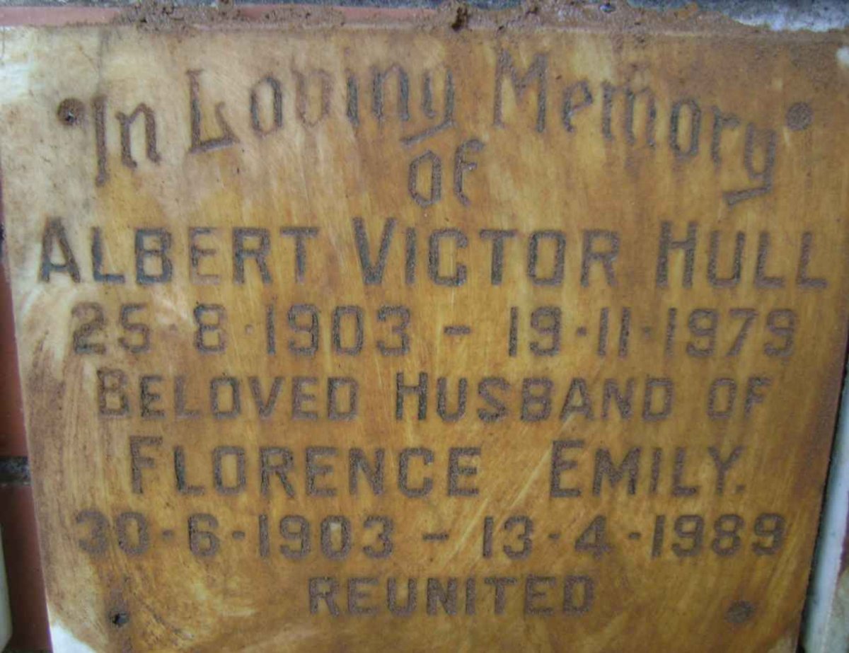 HULL Albert Victor 1903-1979 &amp; Florence Emily 1903-1989