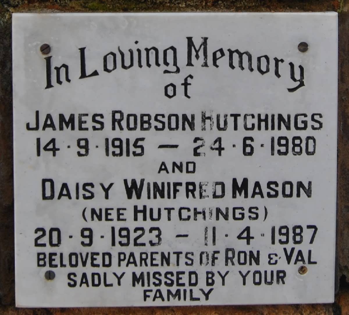 HUTCHINGS James Robson 1915-1980 &amp; Daisy Winifred Mason HUTCHINGS 1923-1987