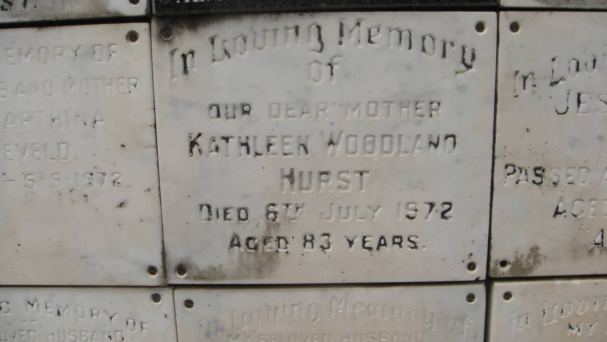 HURST Kathleen Woodland -1972