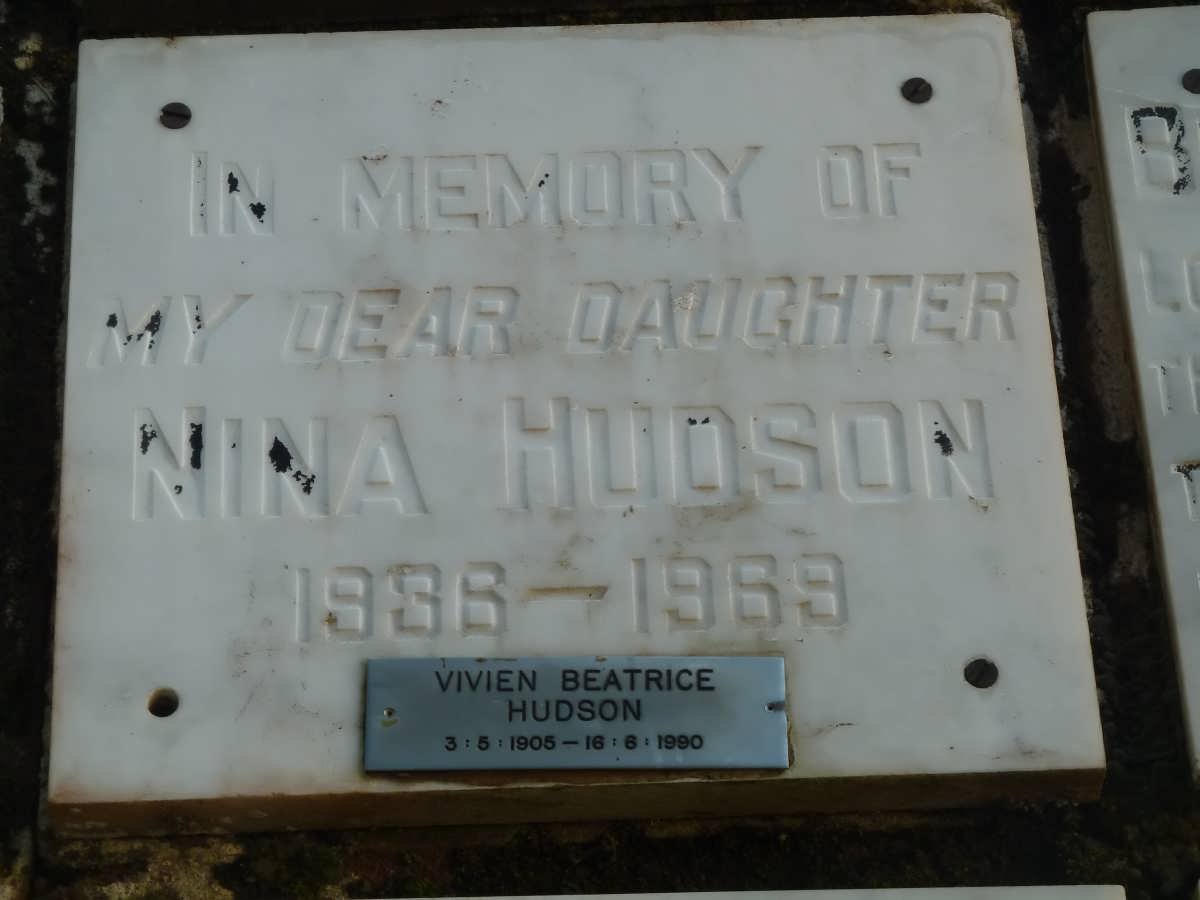 HUDSON Nina 1936-1969 :: HUDSON Vivien Beatrice 1905-1990