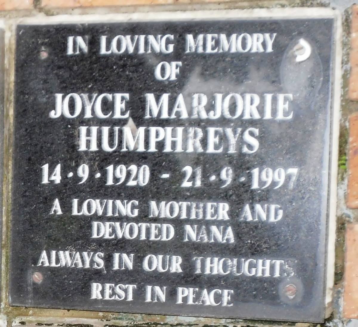HUMPHREYS Joyce Marjorie 1920-1997