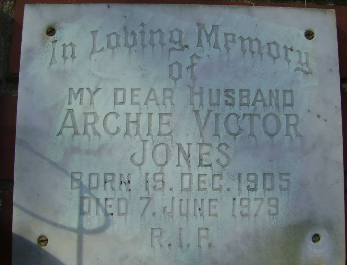 JONES Archie Victor 1905-1979