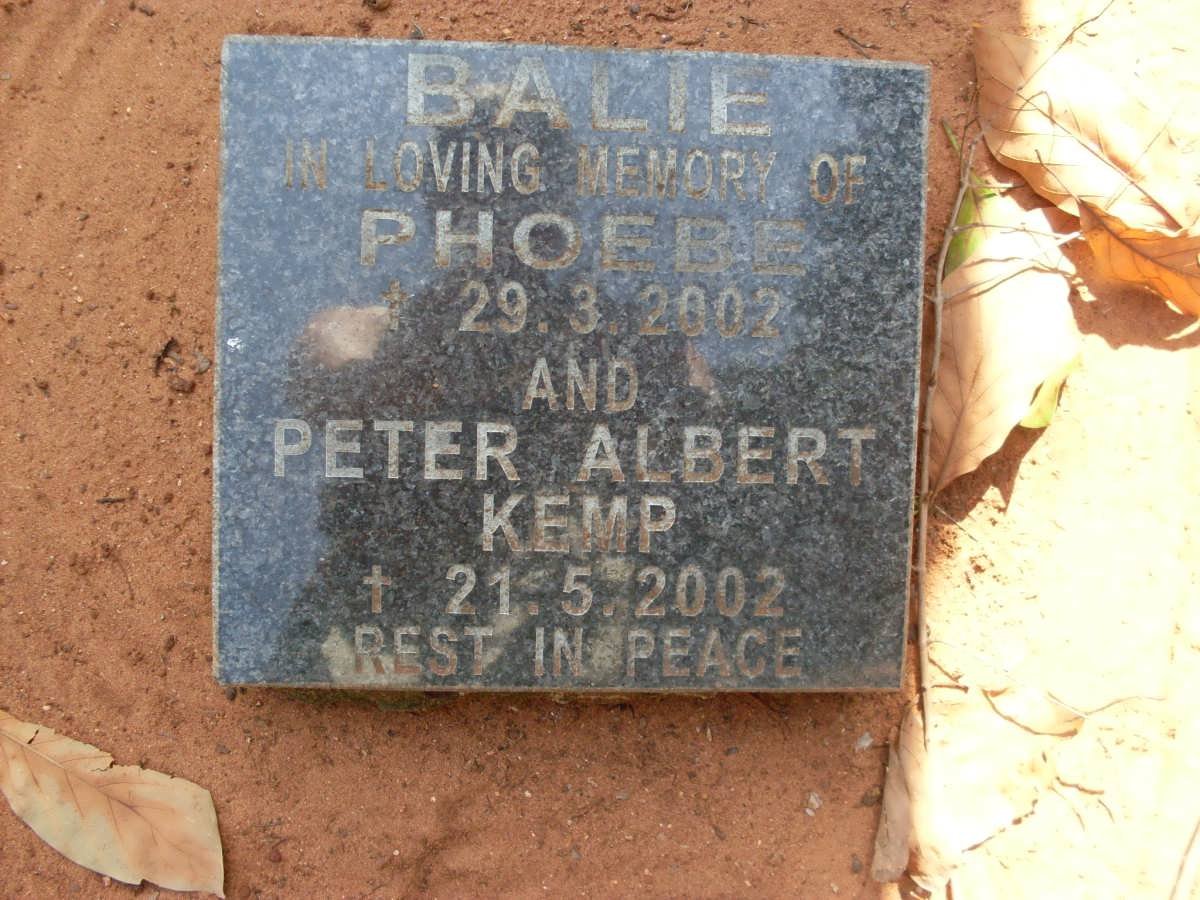 KEMP Peter Albert -2002 :: BALIE Phoebe -2002